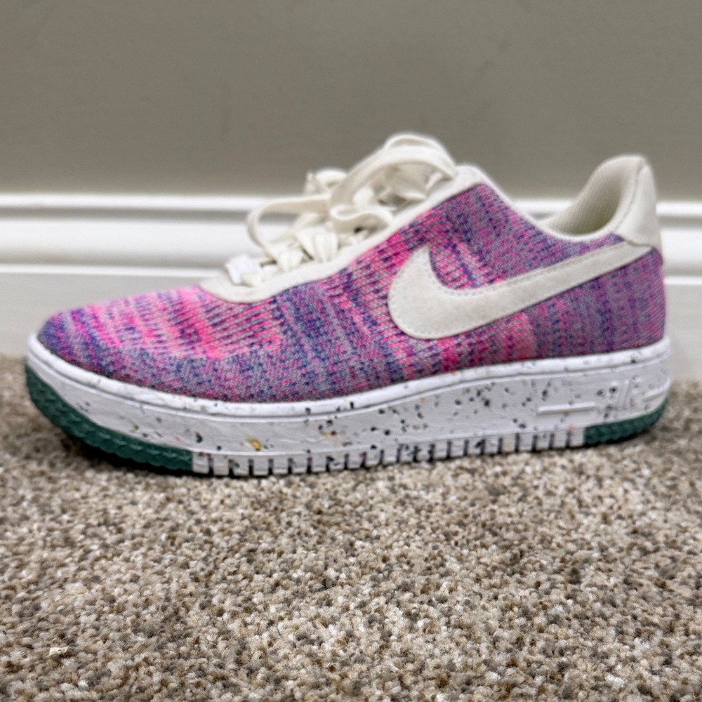 Nike DC7273-500 Flyknit Pink Purple Sneakers Women’s 8.5 EU 40